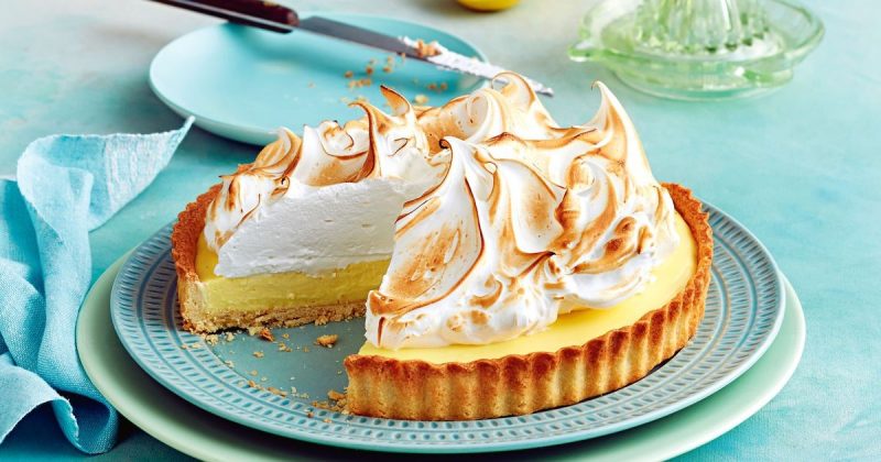 lemon-meringue-cheesecake-pie-128220-1-800x420.jpg?h=5Y9_pZ3T77nP_Im7nx4yHw
